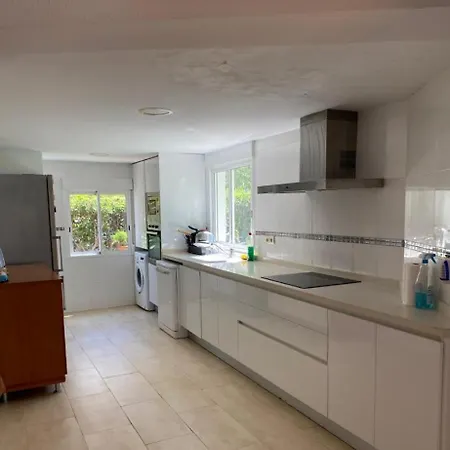 Holiday home Adosado Con Jardin - Primera Linea *