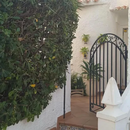 Adosado Con Jardin - Primera Linea Holiday home Playa de Gandia