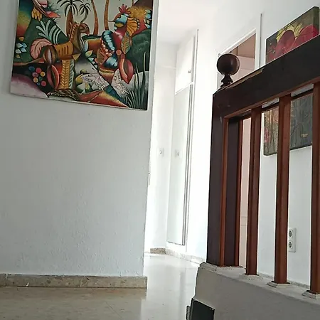 Adosado Con Jardin - Primera Linea *